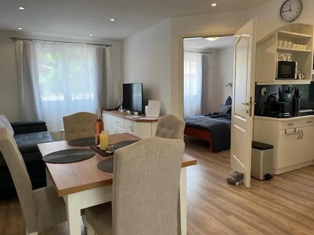 Te Meg En Vendeghaz 公寓 *